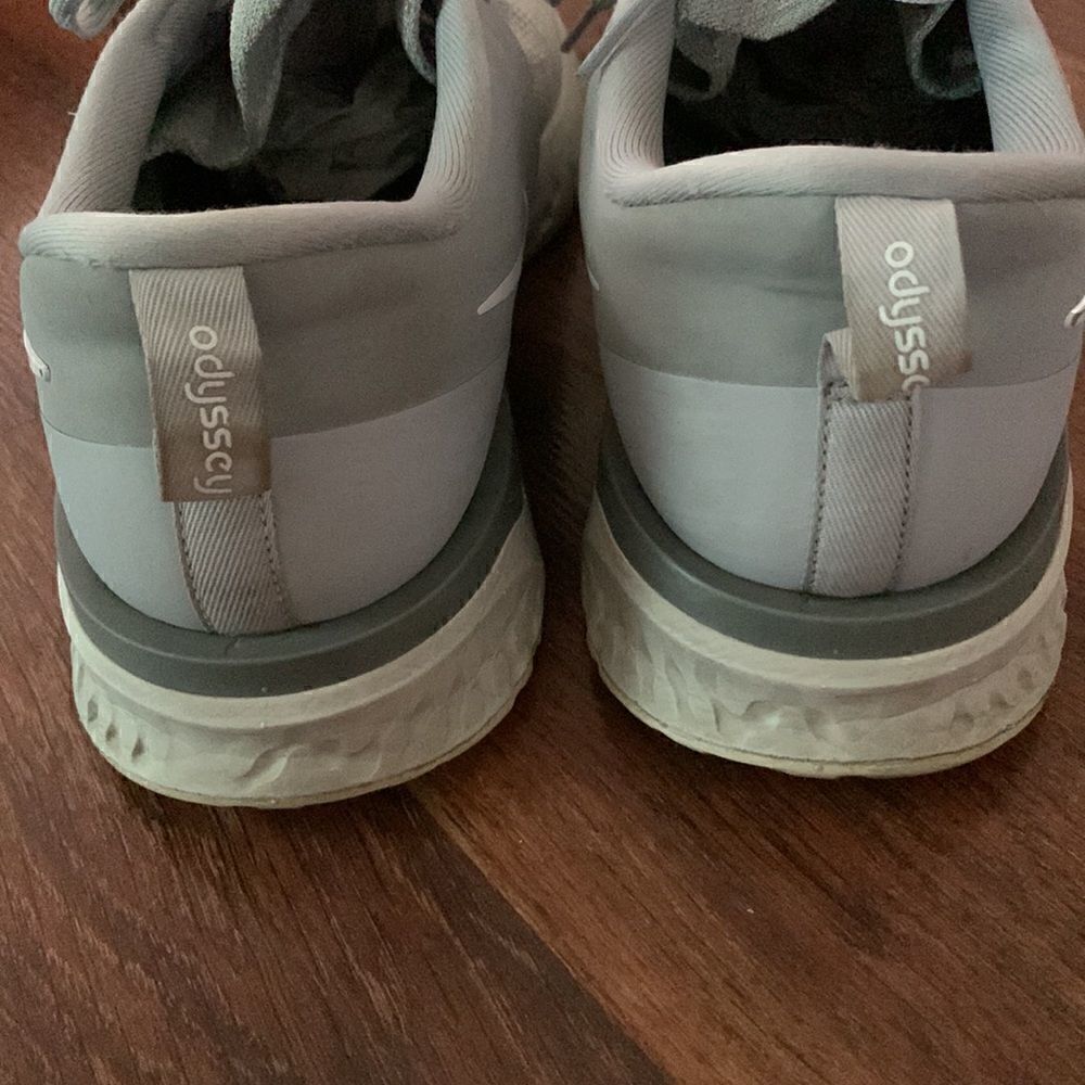 Nike size 9.5   - Picture 5 of 8